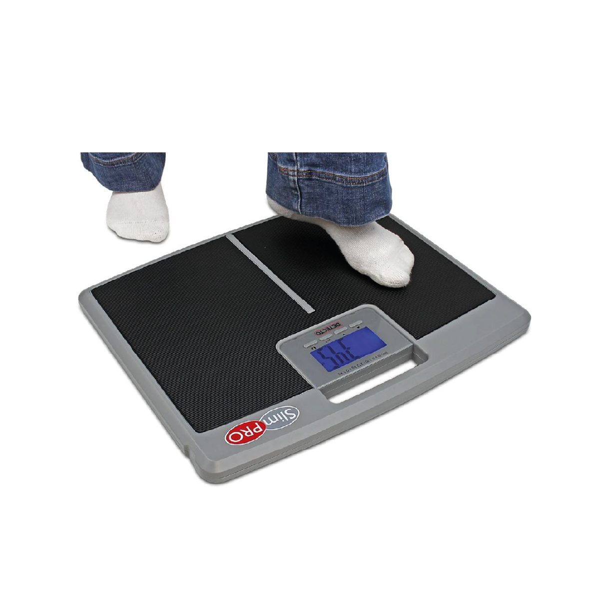 Balanza digital de piso SlimPro Detecto en uso